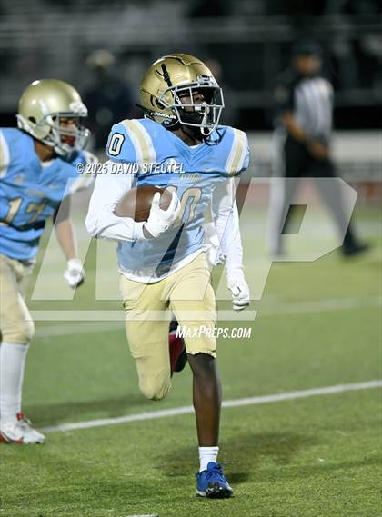 Thumbnail 1 in JV: Johnson @ Burbank photogallery.