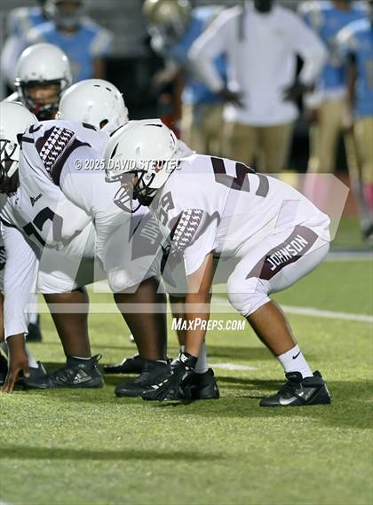 Thumbnail 2 in JV: Johnson @ Burbank photogallery.