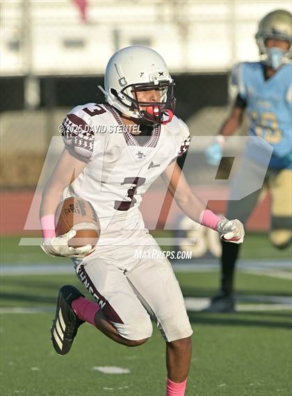 Thumbnail 2 in JV: Johnson @ Burbank photogallery.