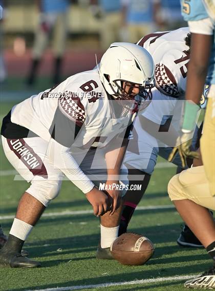 Thumbnail 2 in JV: Johnson @ Burbank photogallery.