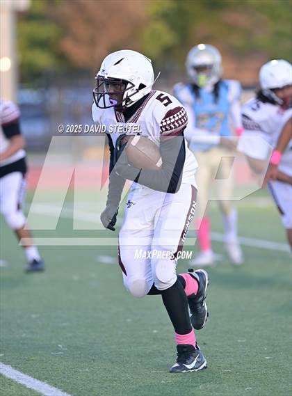 Thumbnail 2 in JV: Johnson @ Burbank photogallery.