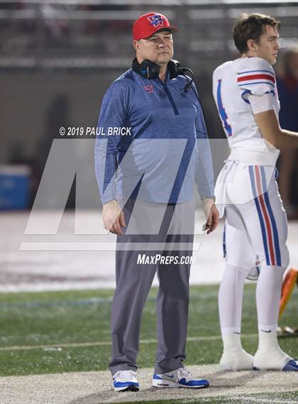 Thumbnail 1 in Westlake vs Weslaco East (UIL 6A Quarterfinal Playoff) photogallery.