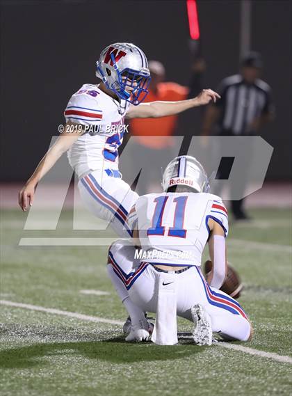 Thumbnail 2 in Westlake vs Weslaco East (UIL 6A Quarterfinal Playoff) photogallery.