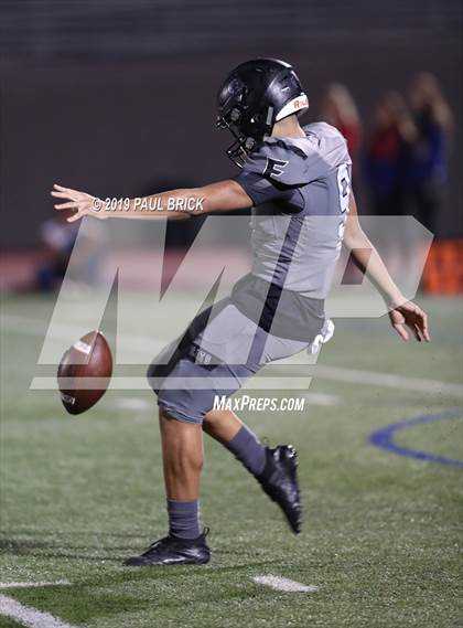 Thumbnail 3 in Westlake vs Weslaco East (UIL 6A Quarterfinal Playoff) photogallery.