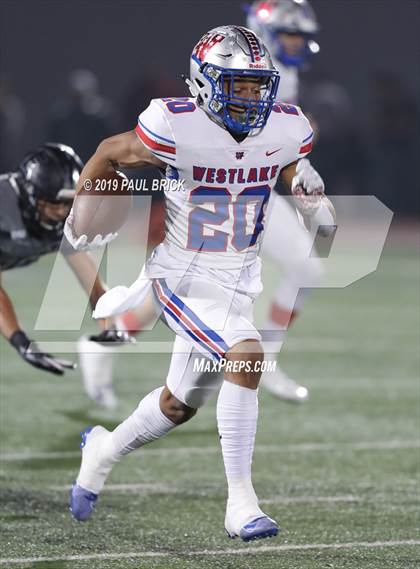 Thumbnail 2 in Westlake vs Weslaco East (UIL 6A Quarterfinal Playoff) photogallery.