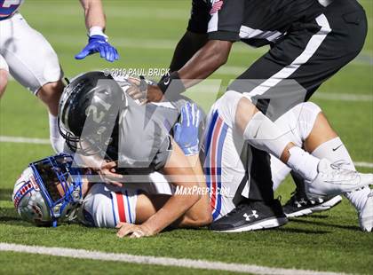 Thumbnail 3 in Westlake vs Weslaco East (UIL 6A Quarterfinal Playoff) photogallery.