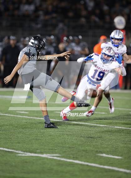 Thumbnail 3 in Westlake vs Weslaco East (UIL 6A Quarterfinal Playoff) photogallery.