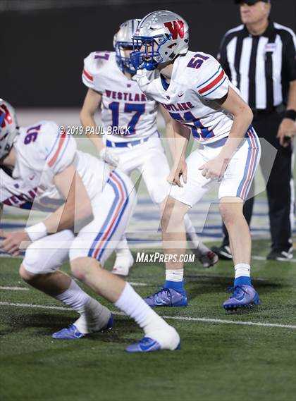 Thumbnail 3 in Westlake vs Weslaco East (UIL 6A Quarterfinal Playoff) photogallery.