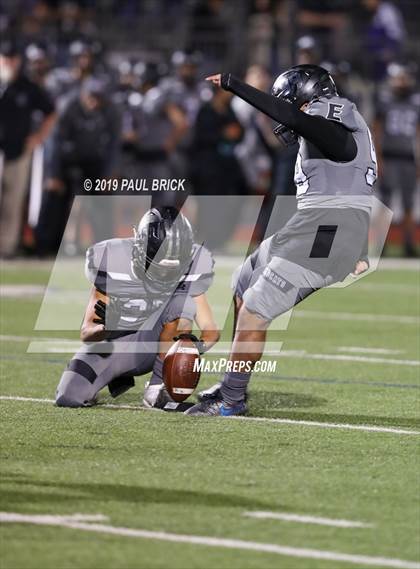 Thumbnail 3 in Westlake vs Weslaco East (UIL 6A Quarterfinal Playoff) photogallery.