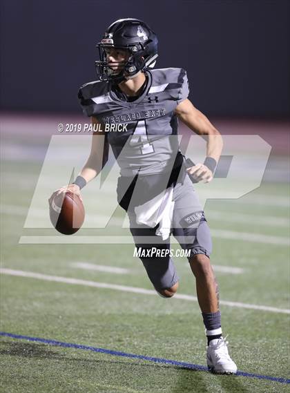 Thumbnail 2 in Westlake vs Weslaco East (UIL 6A Quarterfinal Playoff) photogallery.