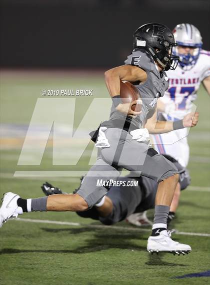 Thumbnail 2 in Westlake vs Weslaco East (UIL 6A Quarterfinal Playoff) photogallery.