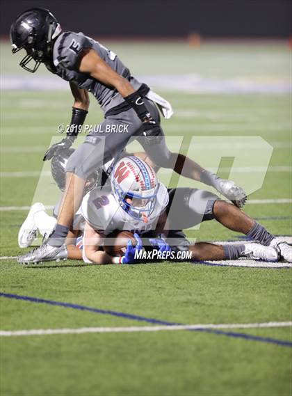 Thumbnail 2 in Westlake vs Weslaco East (UIL 6A Quarterfinal Playoff) photogallery.