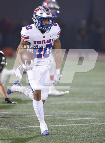 Thumbnail 3 in Westlake vs Weslaco East (UIL 6A Quarterfinal Playoff) photogallery.