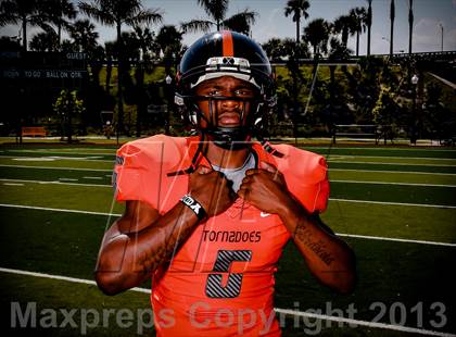 Thumbnail 3 in Washington (Preseason Top 25 Photo Shoot)  photogallery.