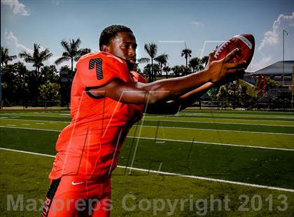 Thumbnail 3 in Washington (Preseason Top 25 Photo Shoot)  photogallery.