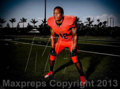 Thumbnail 2 in Washington (Preseason Top 25 Photo Shoot)  photogallery.