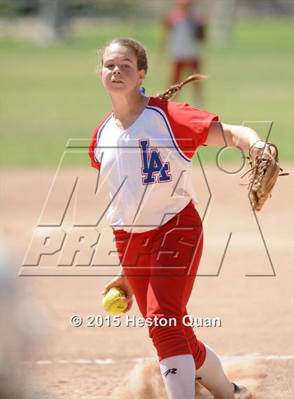 Thumbnail 3 in Los Alamitos (Red) vs. Villa Park photogallery.
