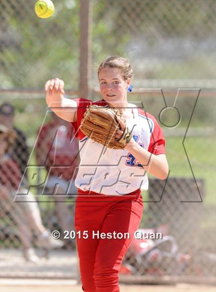 Thumbnail 3 in Los Alamitos (Red) vs. Villa Park photogallery.