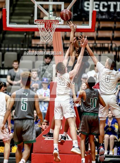 Thumbnail 3 in Bakersfield Christian vs. Hoover (CIF D3 Central Section Championship) photogallery.