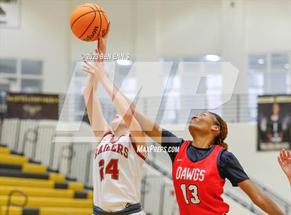 Thumbnail 2 in Dutchtown vs. Alpharetta (Chuck Miller Classic) photogallery.
