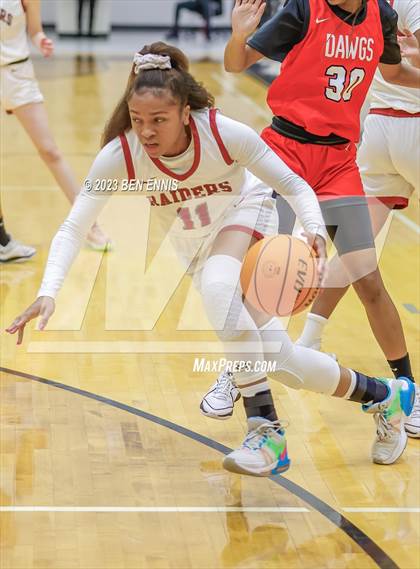 Thumbnail 1 in Dutchtown vs. Alpharetta (Chuck Miller Classic) photogallery.
