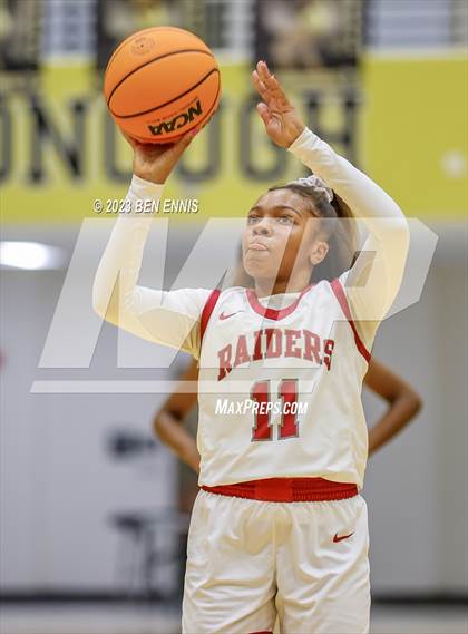 Thumbnail 2 in Dutchtown vs. Alpharetta (Chuck Miller Classic) photogallery.