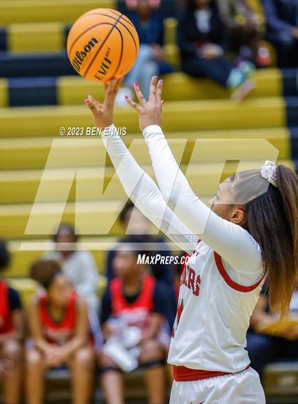 Thumbnail 3 in Dutchtown vs. Alpharetta (Chuck Miller Classic) photogallery.