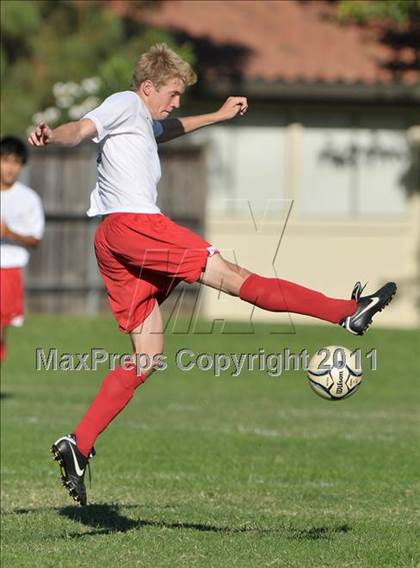 Thumbnail 2 in Trinity Prep @ Sacramento Country Day photogallery.