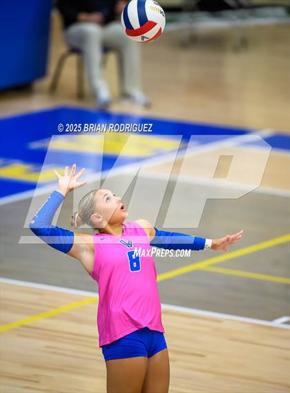 Thumbnail 2 in Batesville @ Valley View photogallery.