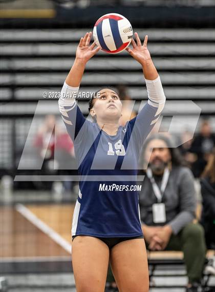 Thumbnail 2 in Hunter vs. Alta (UHSAA 5A 2nd Round) photogallery.