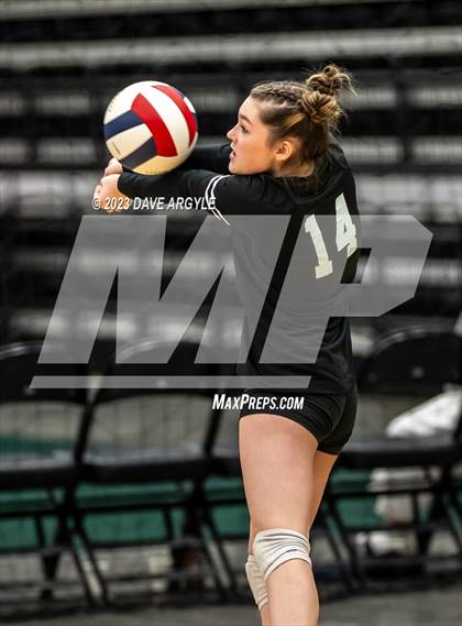 Thumbnail 3 in Hunter vs. Alta (UHSAA 5A 2nd Round) photogallery.