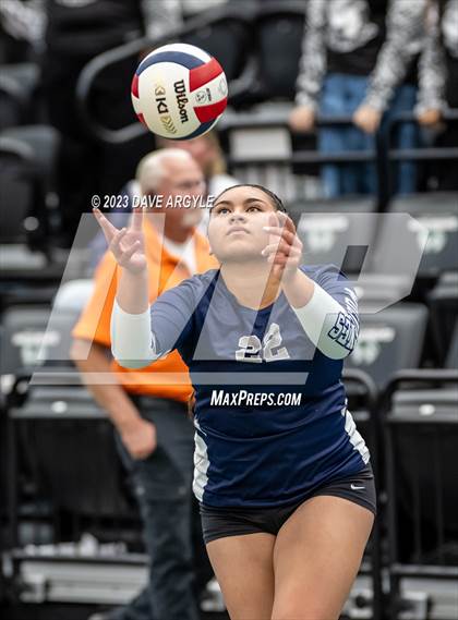 Thumbnail 1 in Hunter vs. Alta (UHSAA 5A 2nd Round) photogallery.
