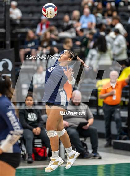 Thumbnail 2 in Hunter vs. Alta (UHSAA 5A 2nd Round) photogallery.