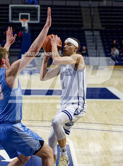 Thumbnail 3 in Lakeland vs. Michigan City (PSM Holiday Shootout) photogallery.