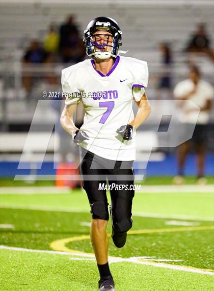 Thumbnail 1 in Spoto @ Sumner photogallery.