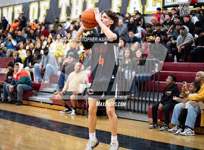 Thumbnail 3 in Coalinga vs Firebaugh (CIF Division 5 Round 1) photogallery.