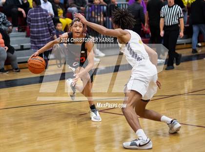 Thumbnail 1 in Coalinga vs Firebaugh (CIF Division 5 Round 1) photogallery.