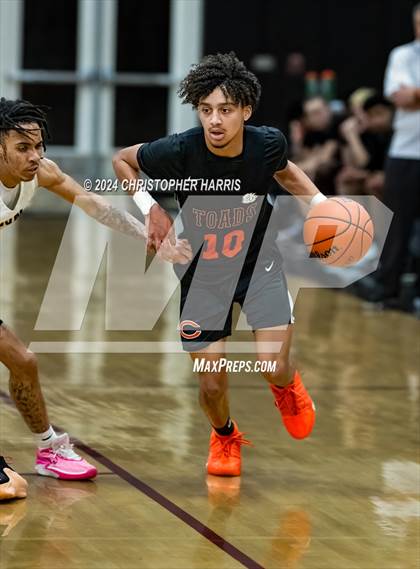 Thumbnail 2 in Coalinga vs Firebaugh CIF State Division 5 Round 1  photogallery.