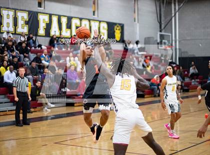 Thumbnail 3 in Coalinga vs Firebaugh (CIF Division 5 Round 1) photogallery.