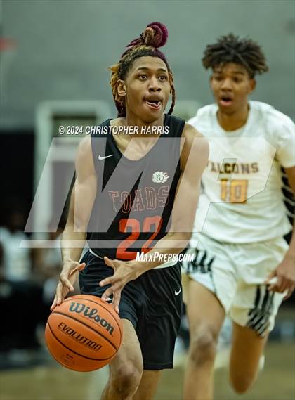 Thumbnail 2 in Coalinga vs Firebaugh (CIF Division 5 Round 1) photogallery.