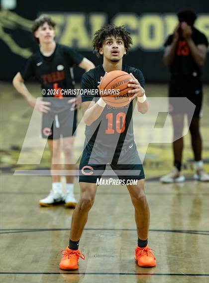 Thumbnail 1 in Coalinga vs Firebaugh (CIF Division 5 Round 1) photogallery.