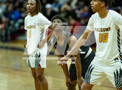 Thumbnail 3 in Coalinga vs Firebaugh (CIF Division 5 Round 1) photogallery.