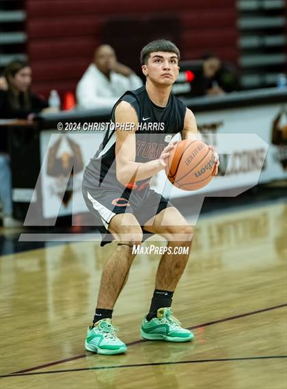 Thumbnail 3 in Coalinga vs Firebaugh (CIF Division 5 Round 1) photogallery.