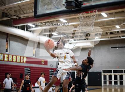 Thumbnail 3 in Coalinga vs Firebaugh (CIF Division 5 Round 1) photogallery.