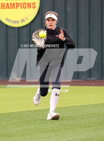 Thumbnail 1 in Rock Hill @ Memorial (UIL 5A Regional Quarterfinal Playoff) photogallery.