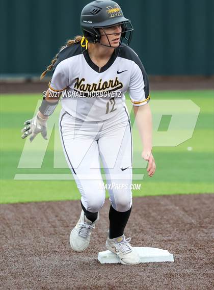 Thumbnail 3 in Rock Hill @ Memorial (UIL 5A Regional Quarterfinal Playoff) photogallery.