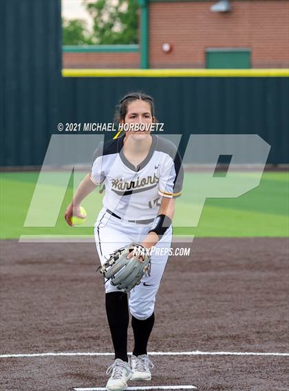 Thumbnail 1 in Rock Hill @ Memorial (UIL 5A Regional Quarterfinal Playoff) photogallery.