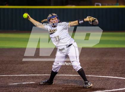 Thumbnail 1 in Rock Hill @ Memorial (UIL 5A Regional Quarterfinal Playoff) photogallery.