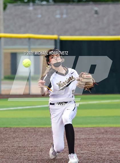 Thumbnail 2 in Rock Hill @ Memorial (UIL 5A Regional Quarterfinal Playoff) photogallery.