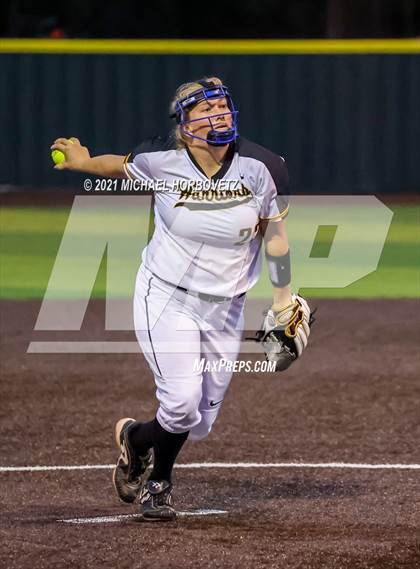 Thumbnail 1 in Rock Hill @ Memorial (UIL 5A Regional Quarterfinal Playoff) photogallery.